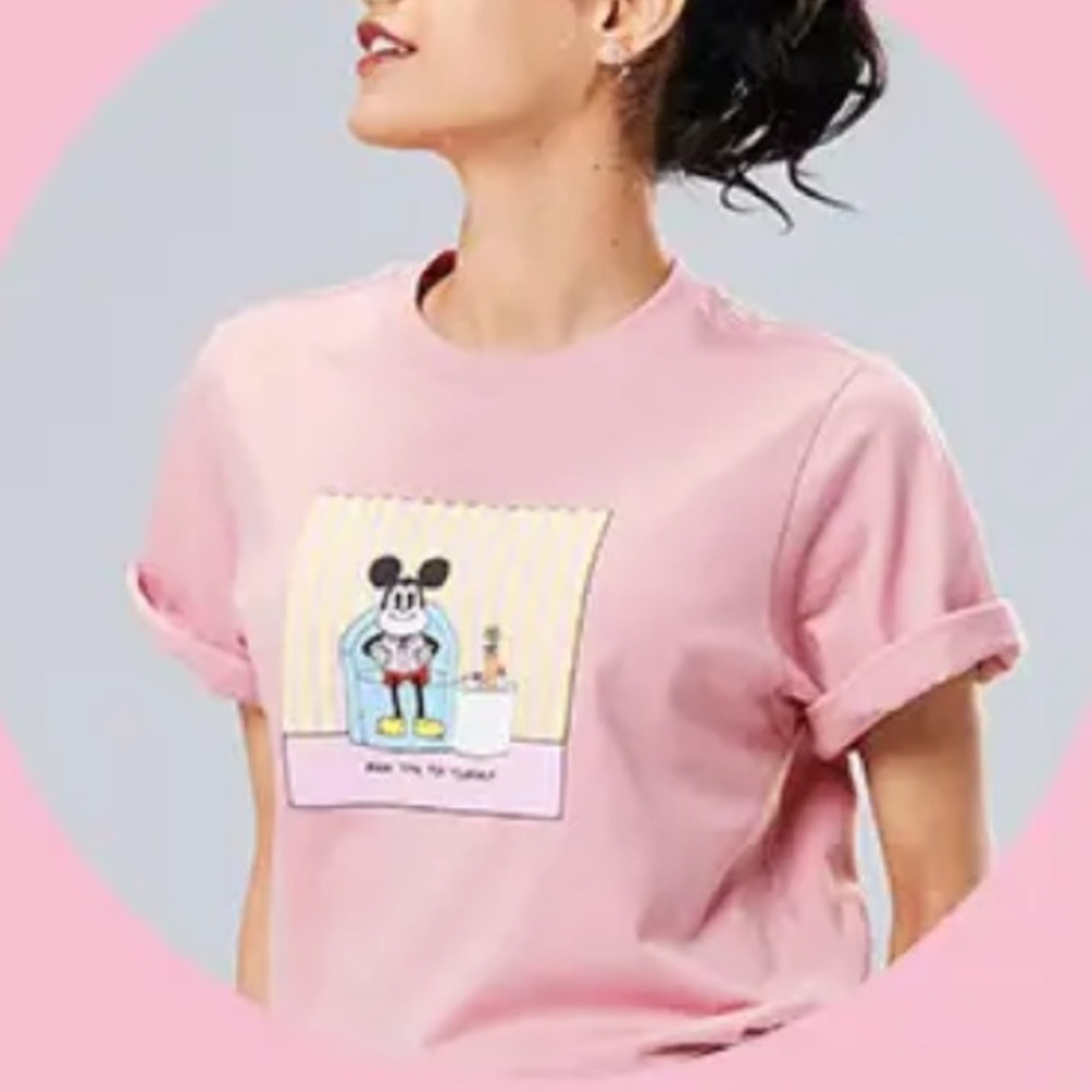 Uniqlo Mickey Mouse tee size large